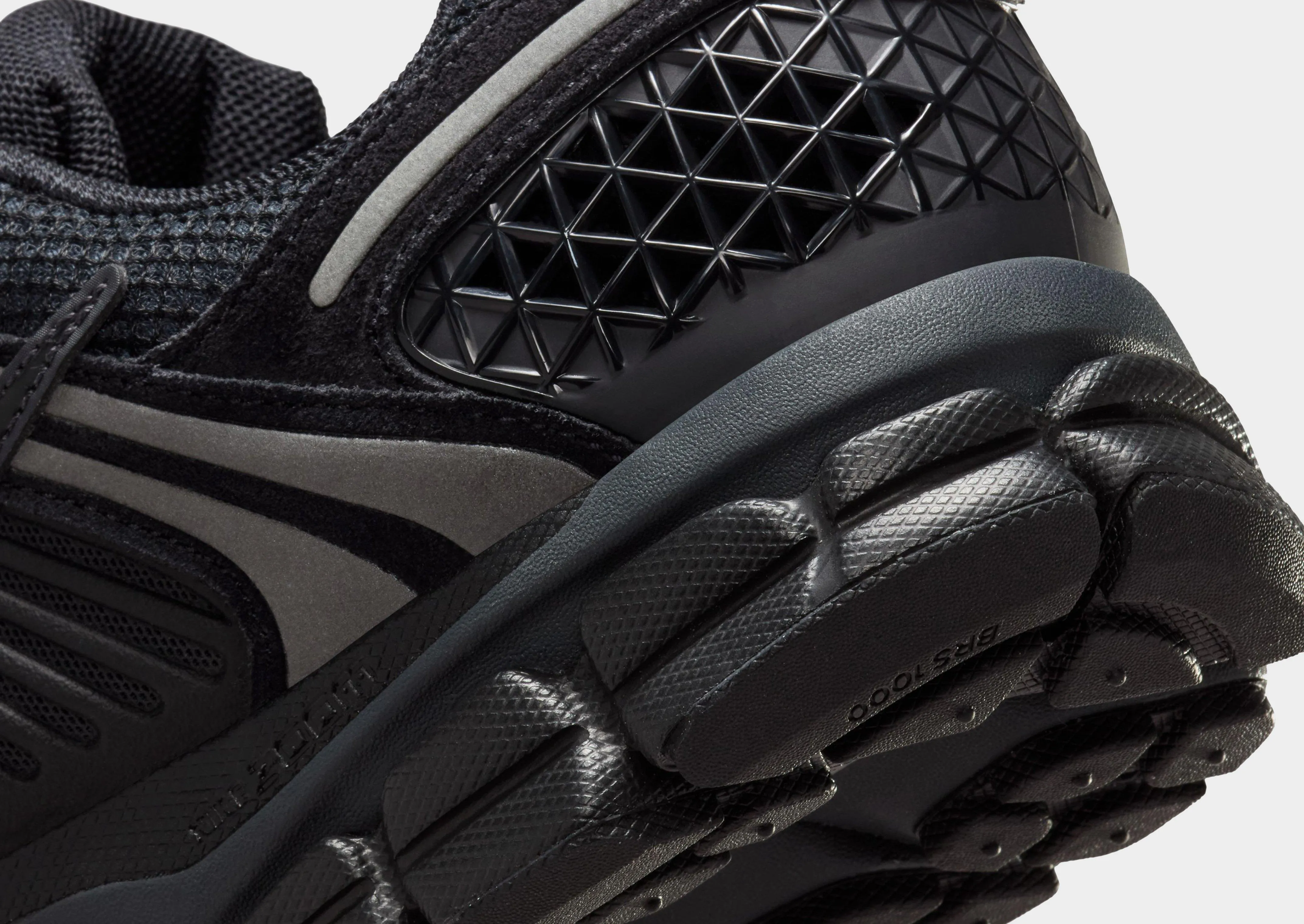 Zoom Vomero 5 Agile Motion Ankle Strap