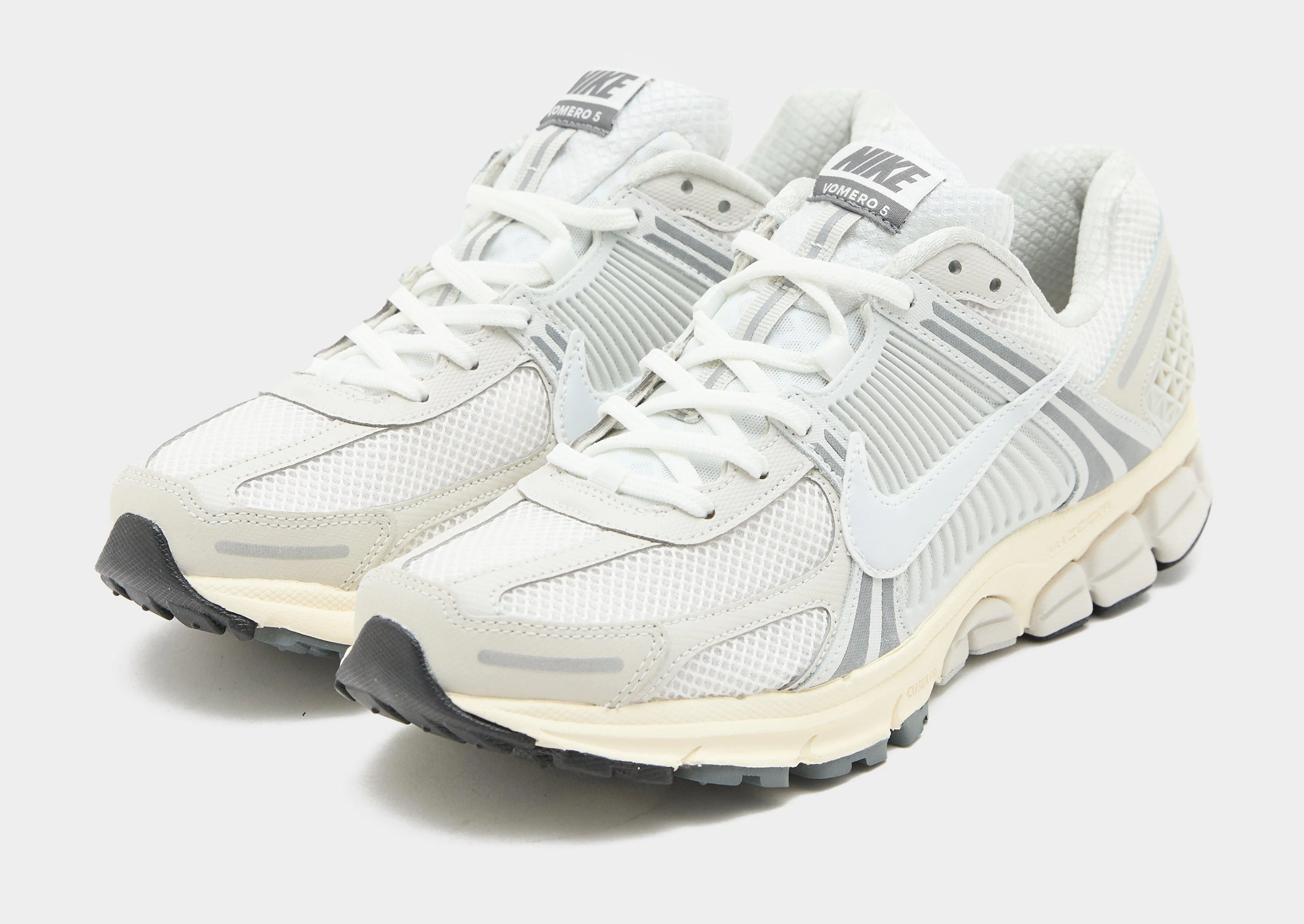 Sleek cushioning Zoom Vomero 5
