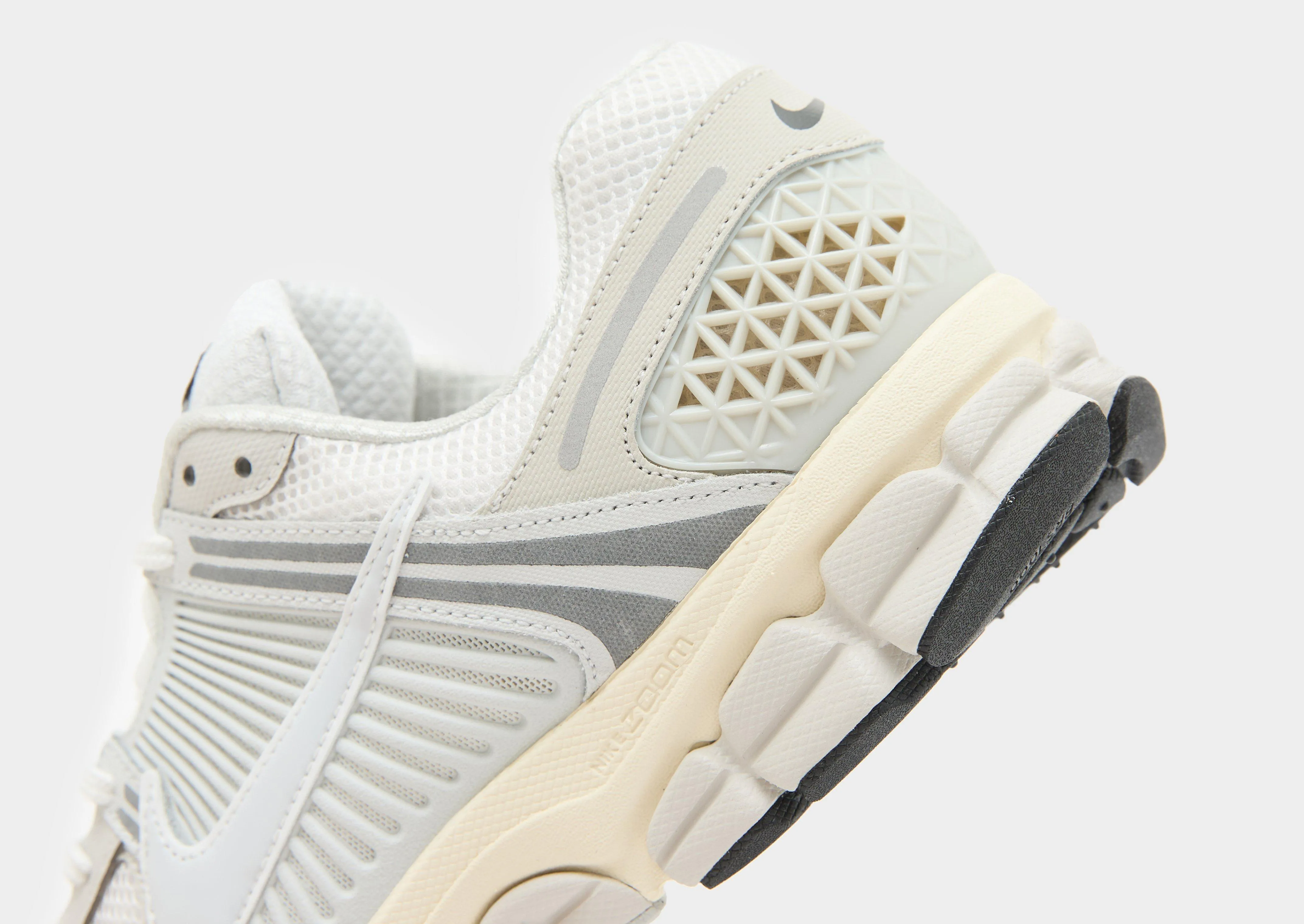 Zoom Vomero 5 Impact Step Responsive Midsole