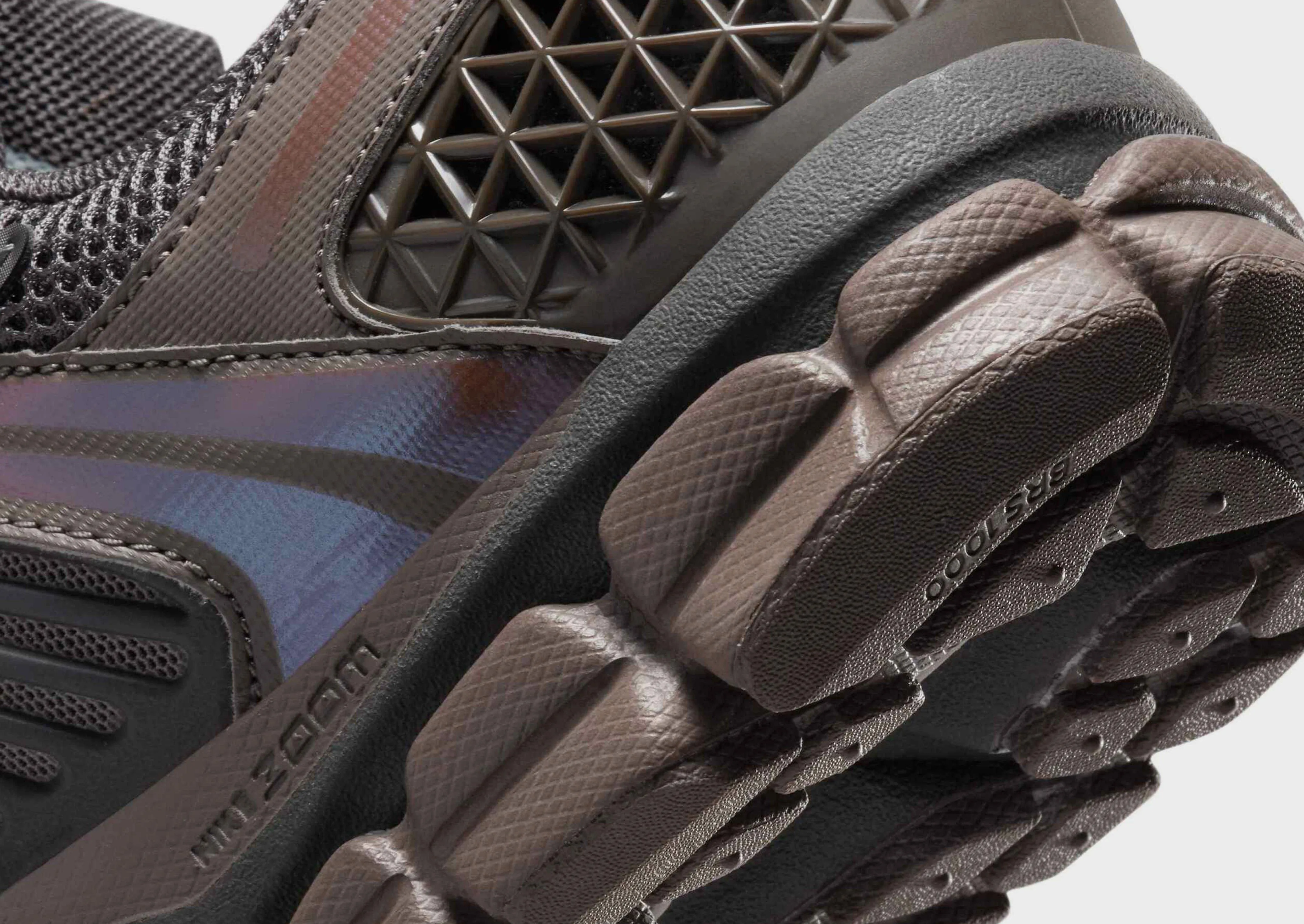 Padded Fit Comfortable Outsole Zoom Vomero 5