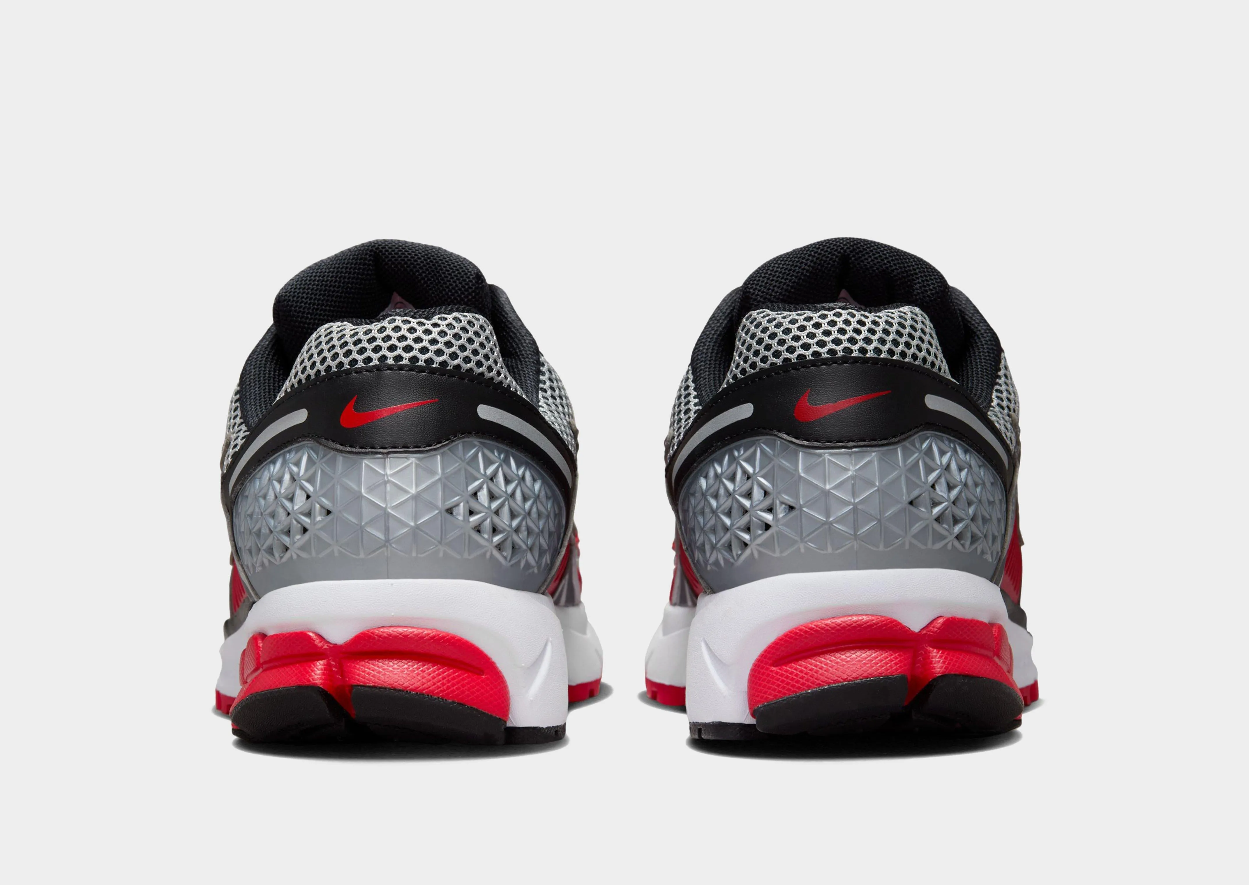 Zoom Vomero 5 Comfy Support Easy traction