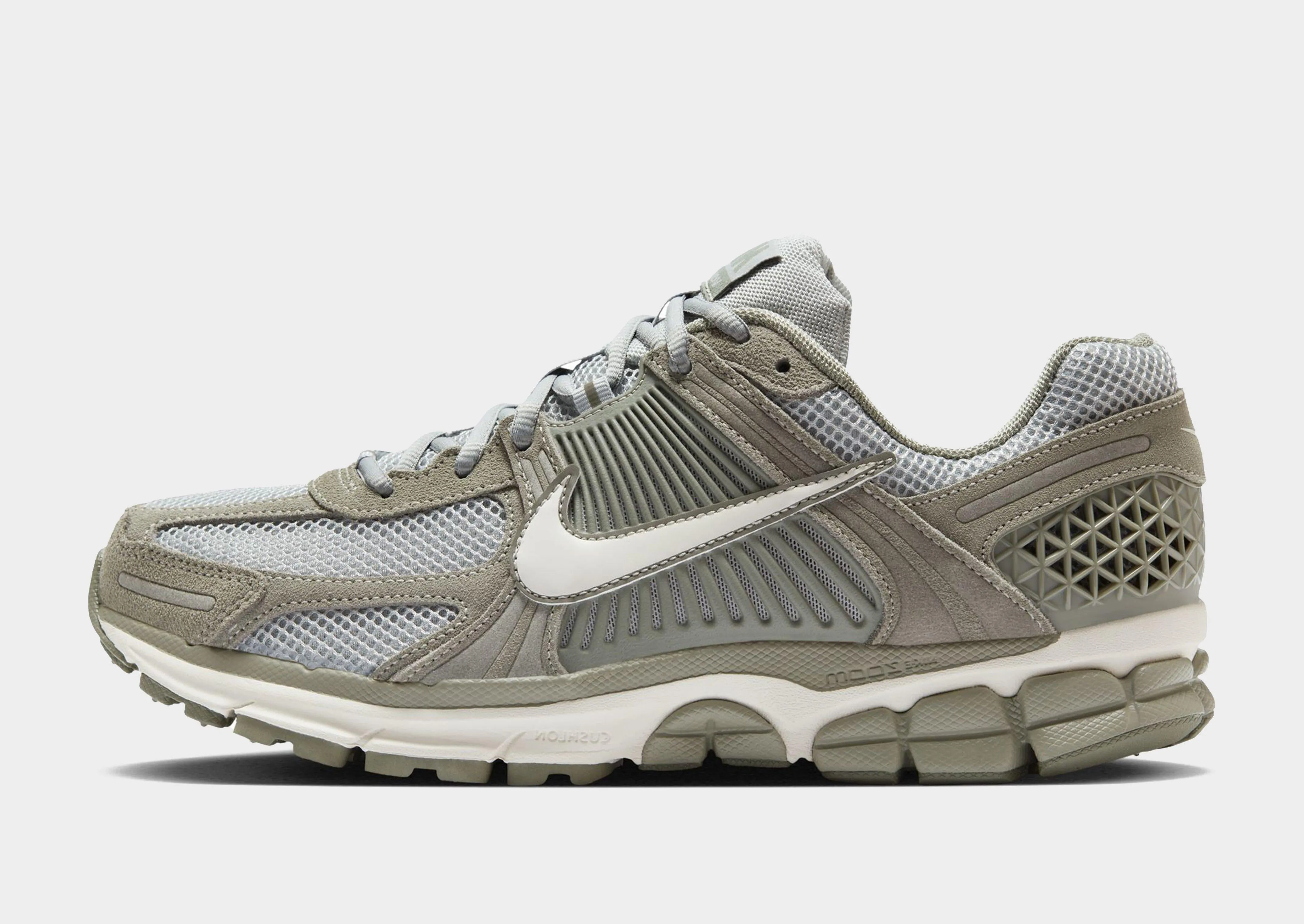 Zoom Vomero 5 Iconic Footwear Flow Structure