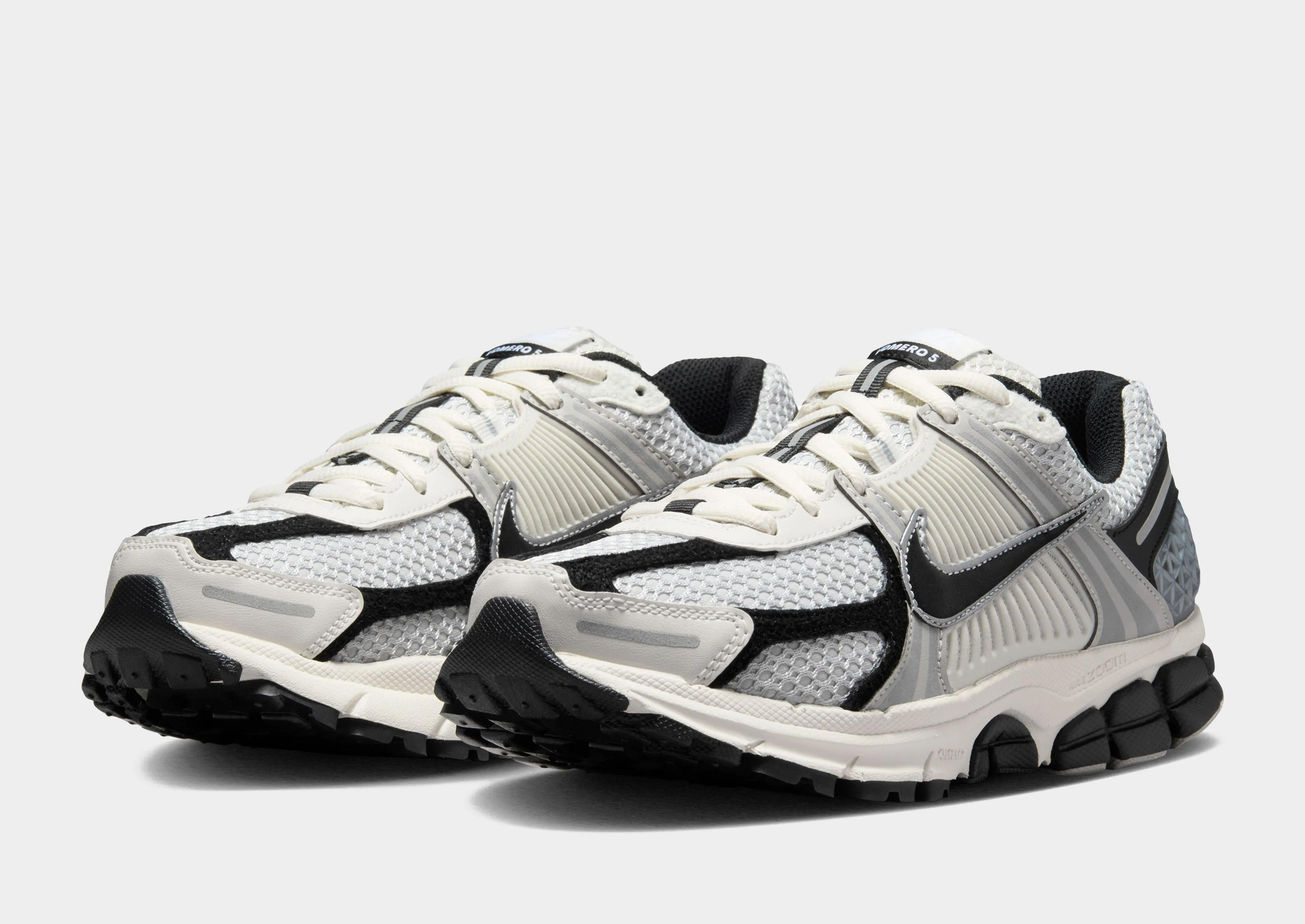 Adaptive Look Zoom Vomero 5 Women's