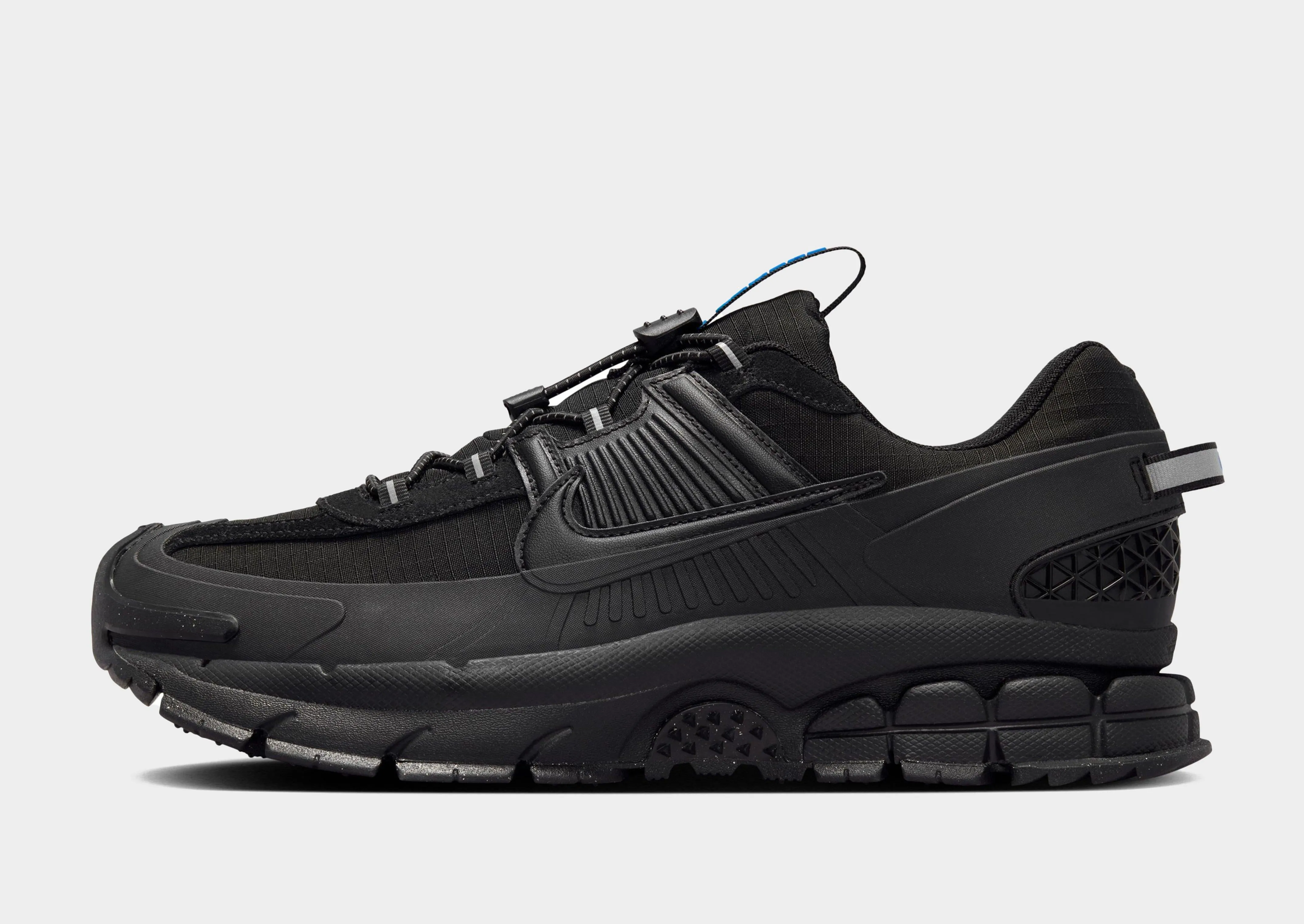 Textured Upper Zoom Vomero Roam
